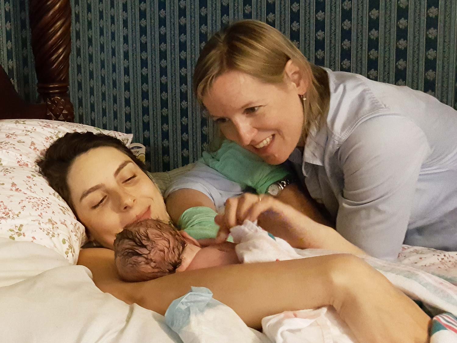 Greta, Joyce & baby